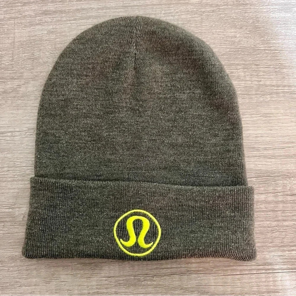 Lululemon Warm Revelation Beanie - Picture 2 of 5